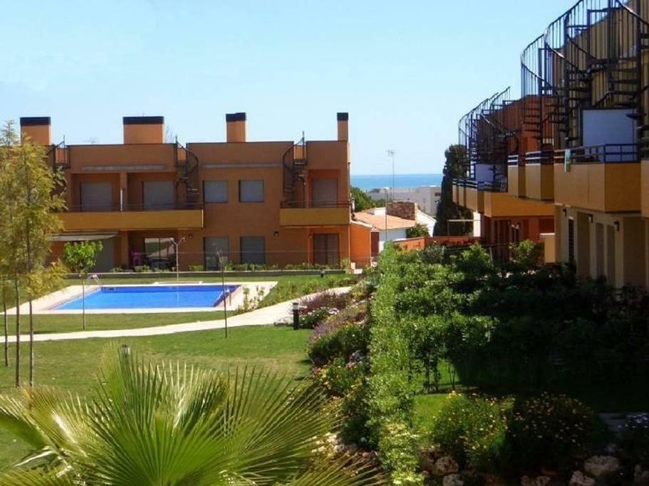 Masia Blanca - โกมาร์รูกา ภายนอก รูปภาพ